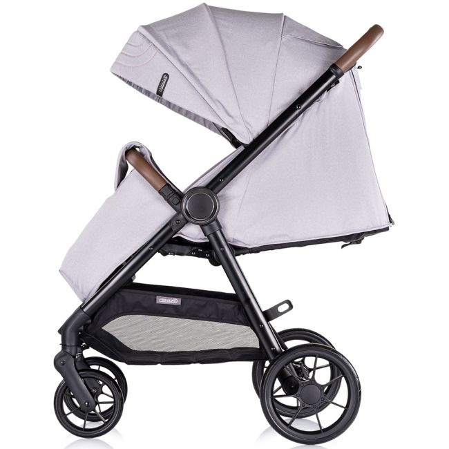 Carucior sport Chipolino Ultera cu husa picioare cloud