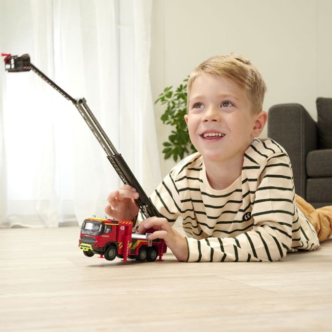 Masina de pompieri Majorette Volvo Fire Engine