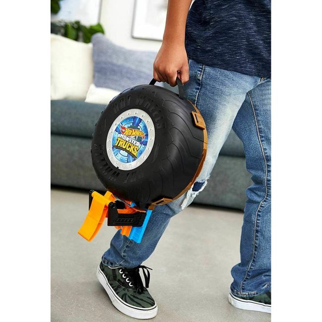 Pista de masini Hot Wheels by Mattel Monster Truck Stunt Tire cu 2 masinute