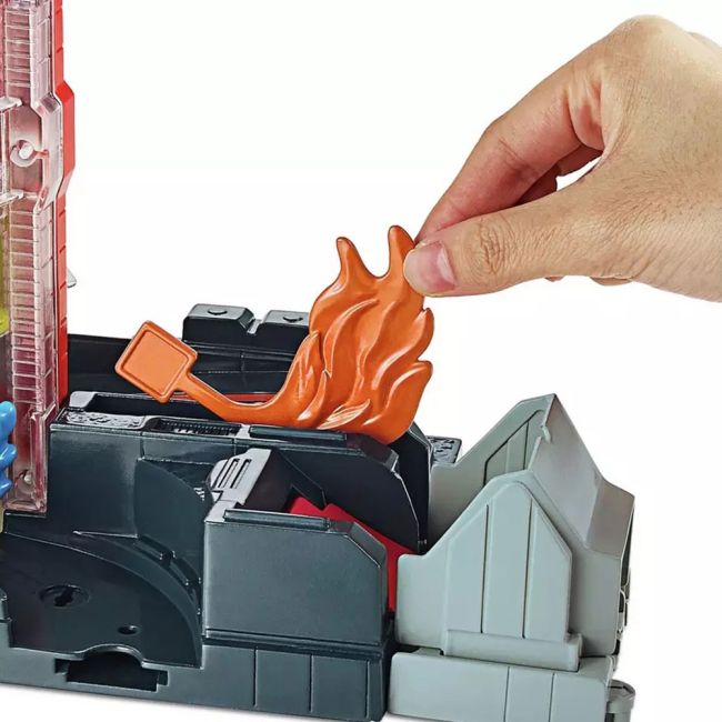 Pista de masini Hot Wheels by Mattel City Fire House Rescue cu 1 masinuta