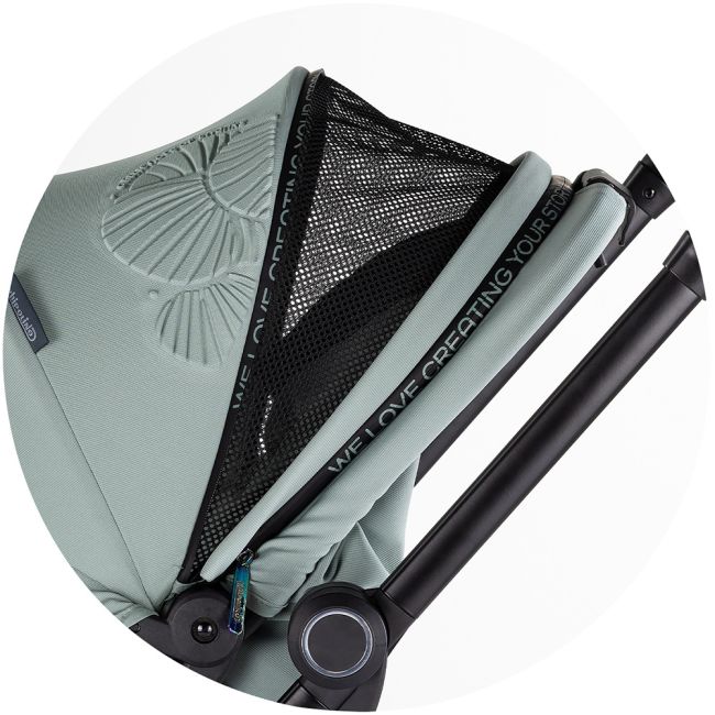 Carucior sport Chipolino Revolut cu sezut rotativ basil