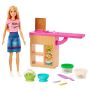 Set Barbie by Mattel Cooking and Baking Pregateste noodles cu papusa si accesorii