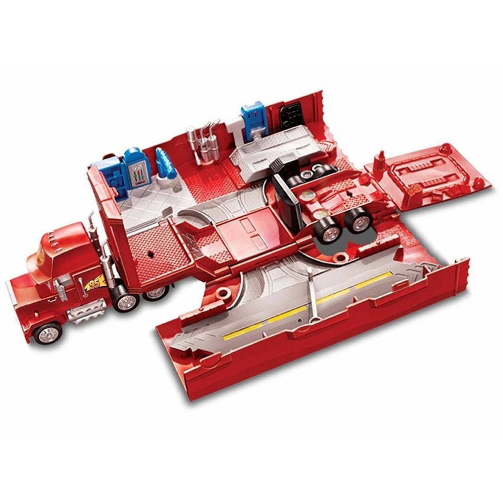 Mack hauler transporter 2025